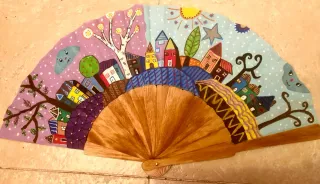 Abanico pintado a mano con muy variados disñeos