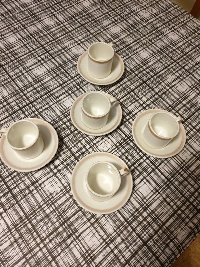 Set 5 tazze con piattini