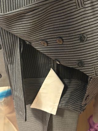 Pantalón de traje de corto campero rayas grises