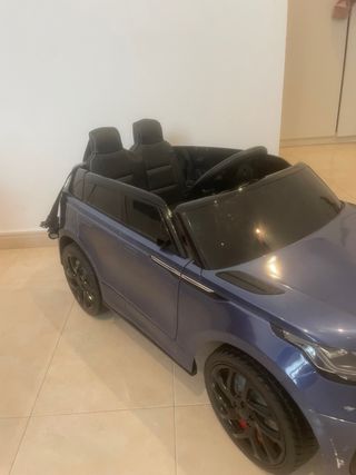 Coche eléctrico infantil Range Rover, usado pocas