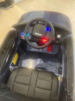 Coche eléctrico infantil Range Rover, usado pocas
