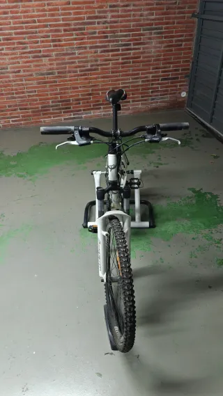 Bici Pro-Flex + Rodillo Bkool