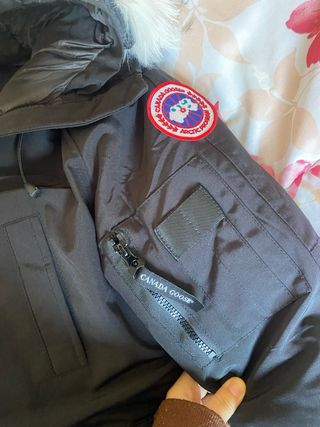 Canada Goose Giubbotto Nero con Cappuccio