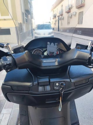 Suzuki AN Burgman 400cc con ABS 2010 IMPECABLE