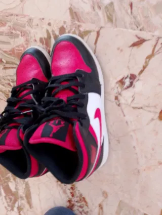 Scarpe Jordan 1 Taglia 37.5