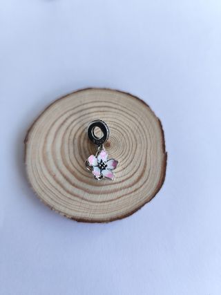 Charm flor para pulsera Pandora