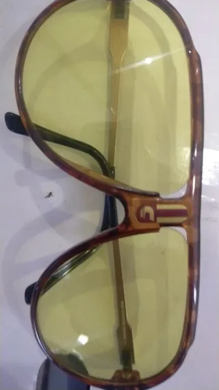 Gafas Carrera Marrones y Verdes