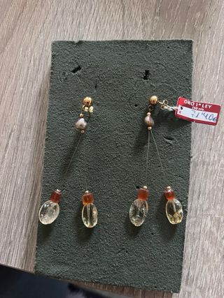 Pendientes oro y piedras naturales