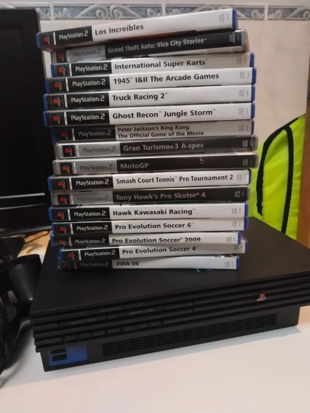 3 consolas ps4+ps2+xbox 360