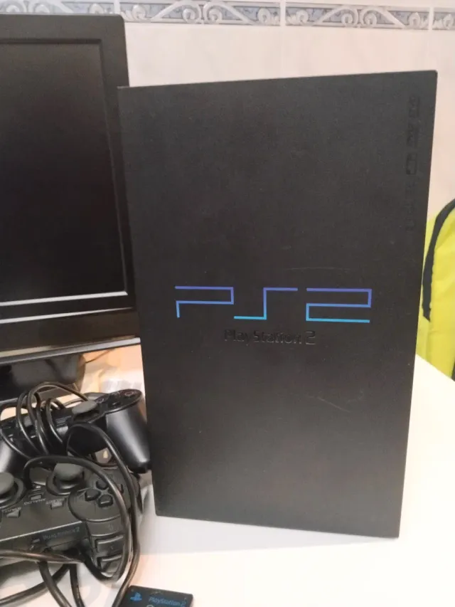 3 consolas ps4+ps2+xbox 360