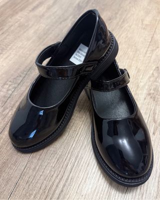 Zapatos charol niña negros TALLA 32