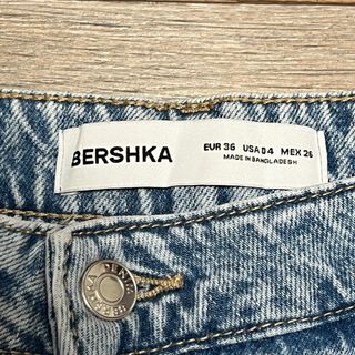 Bershka Denim Cargo Jeans w Embroidered Patch