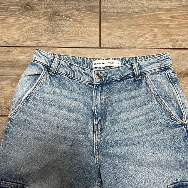 Bershka Denim Cargo Jeans w Embroidered Patch