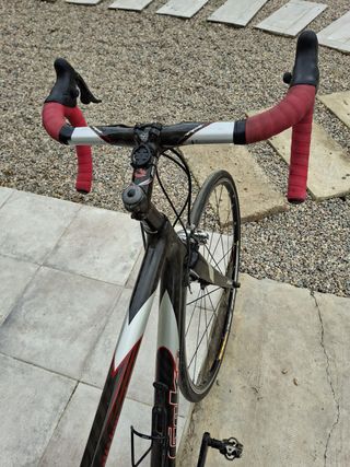 Bicicleta carretera de carbono Goka