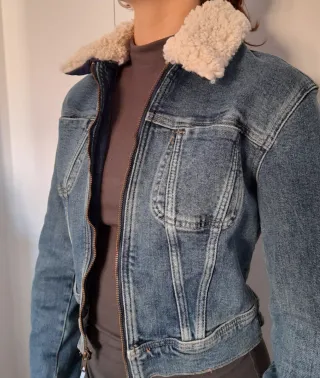 Chaqueta vaquera MANGO con borreguito