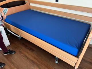 BAJADA DE PRECIO CAMA ORTOPEDICA  ARTICULADA. NUEV
