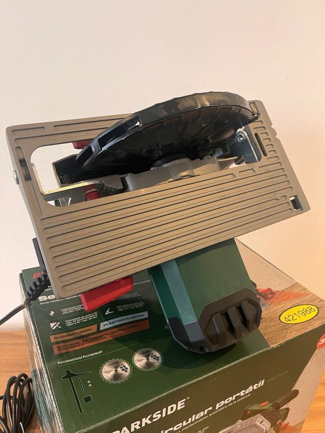 Serra Circular Portátil 1350 W NOVA