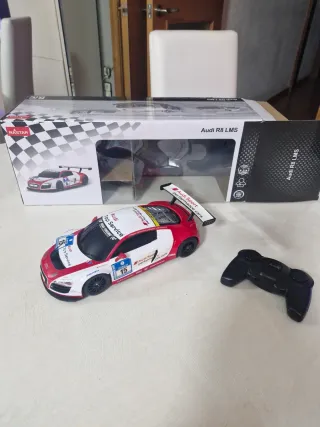 Coche teledirigido Audi R8 LMS Rastar