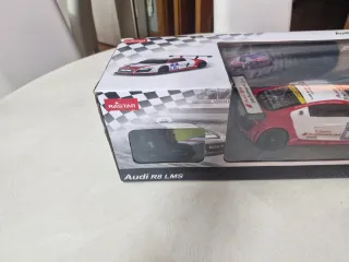 Coche teledirigido Audi R8 LMS Rastar