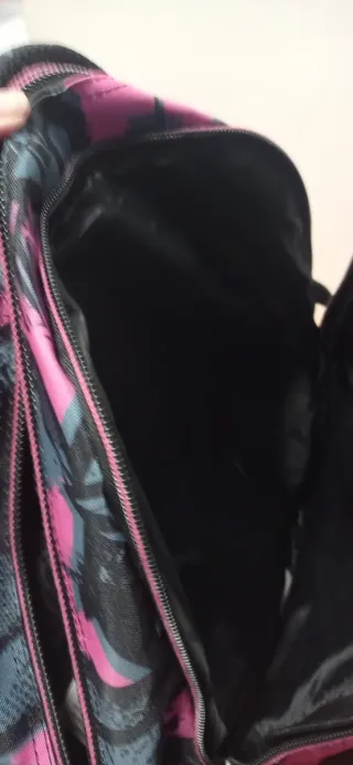 Mochila Escolar Coolpack Diseño Magenta Stars