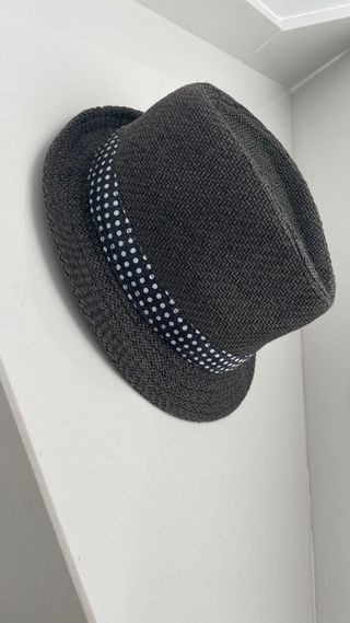 Sombrero de paja sintética gris oscuro