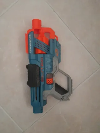 Pistola Nerf Elite 2.0 Celeste
