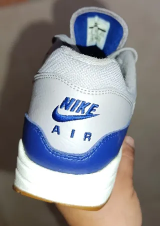 Nike Air Max 1 Gris y Azul