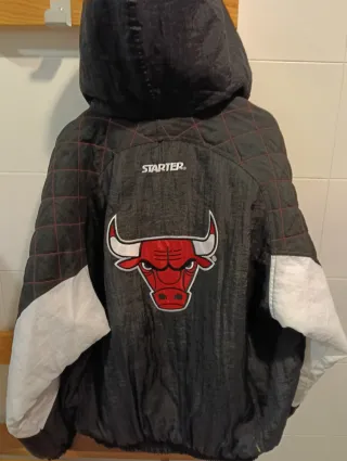 Chaqueta Starter NBA Chicago Bulls Negra Roja