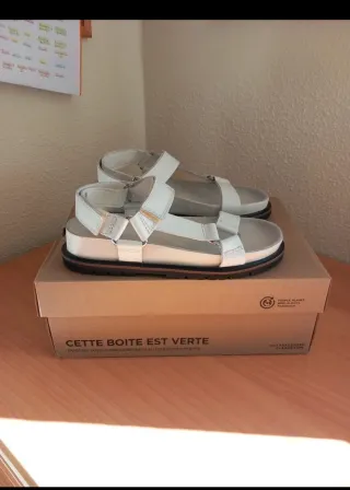 Sandalias Clarks Orianna Sporty Blancas