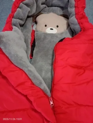 Saco para silla de bebé rojo