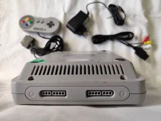 Super Nintendo SNES con joypad