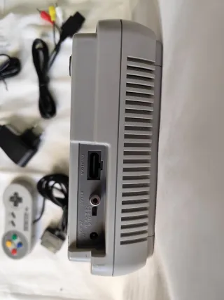 Super Nintendo SNES con joypad