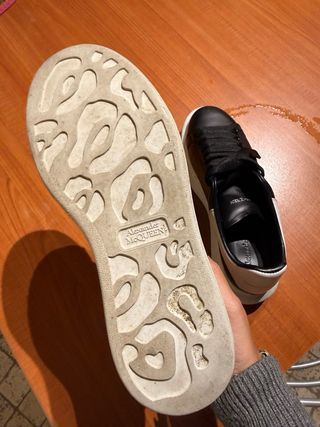 Scarpe Alexander McQueen nere e bianche