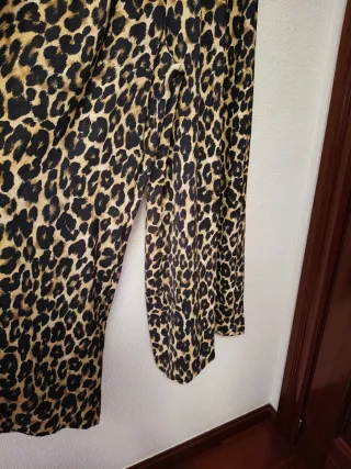 Pantalón fluido estampado leopardo