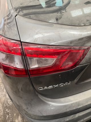 PILOTO TRASERO IZQUIERDO PORTON NISSAN QASHQAI II