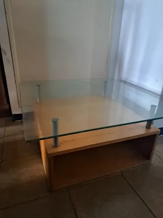 Mesa de centro cristal y madera