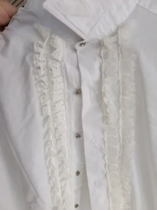 Camisa de traje campero con volantes