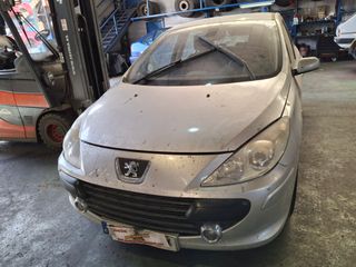 (Ref 15689) Desguace PEUGEOT 307 1.6 HDI (109 CV)