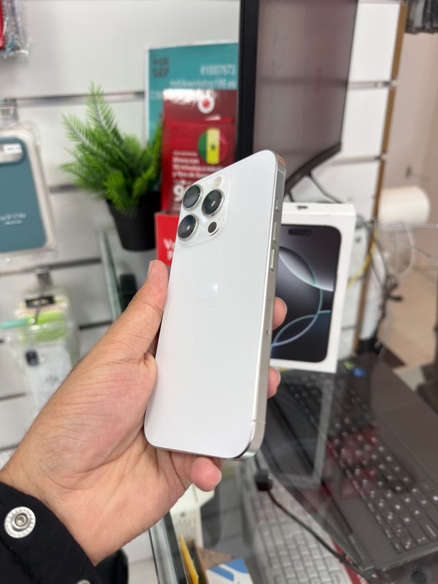 iPhone 16 Pro 128GB Bianco