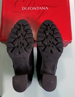 Botines negros Talla 36 con brillos