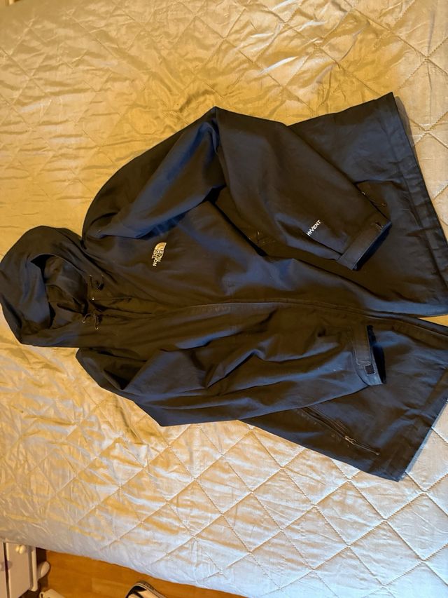 Chaqueta The North Face Hyvent Negra