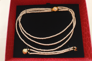 Collar y pulsera perlas fallera niña