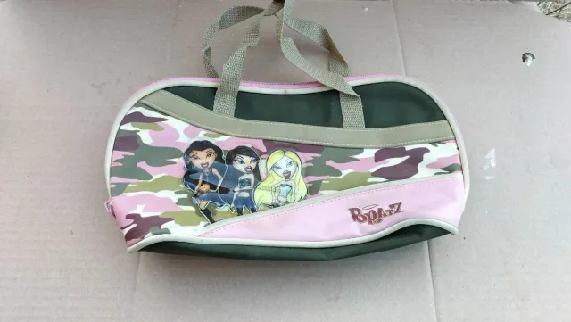 Bolsito neceser Bratz