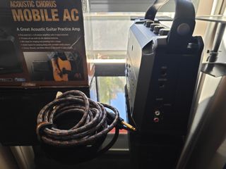 Roland Mobile AC Amplificador Guitarra Acústica