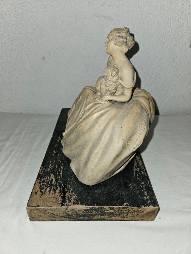 Statuina antica in terracotta