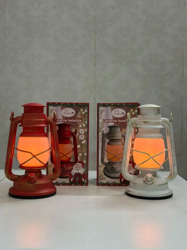 Lanterna Natalizia Luci e Musica