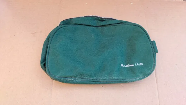 Neceser Massimo Dutti verde