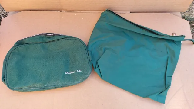 Neceser Massimo Dutti verde