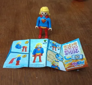 Sorpresa Kinder Supergirl Playmobil DC