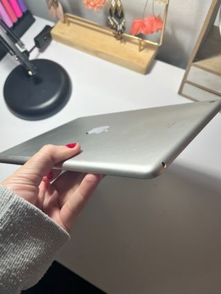 iPad Apple Plata Grabado